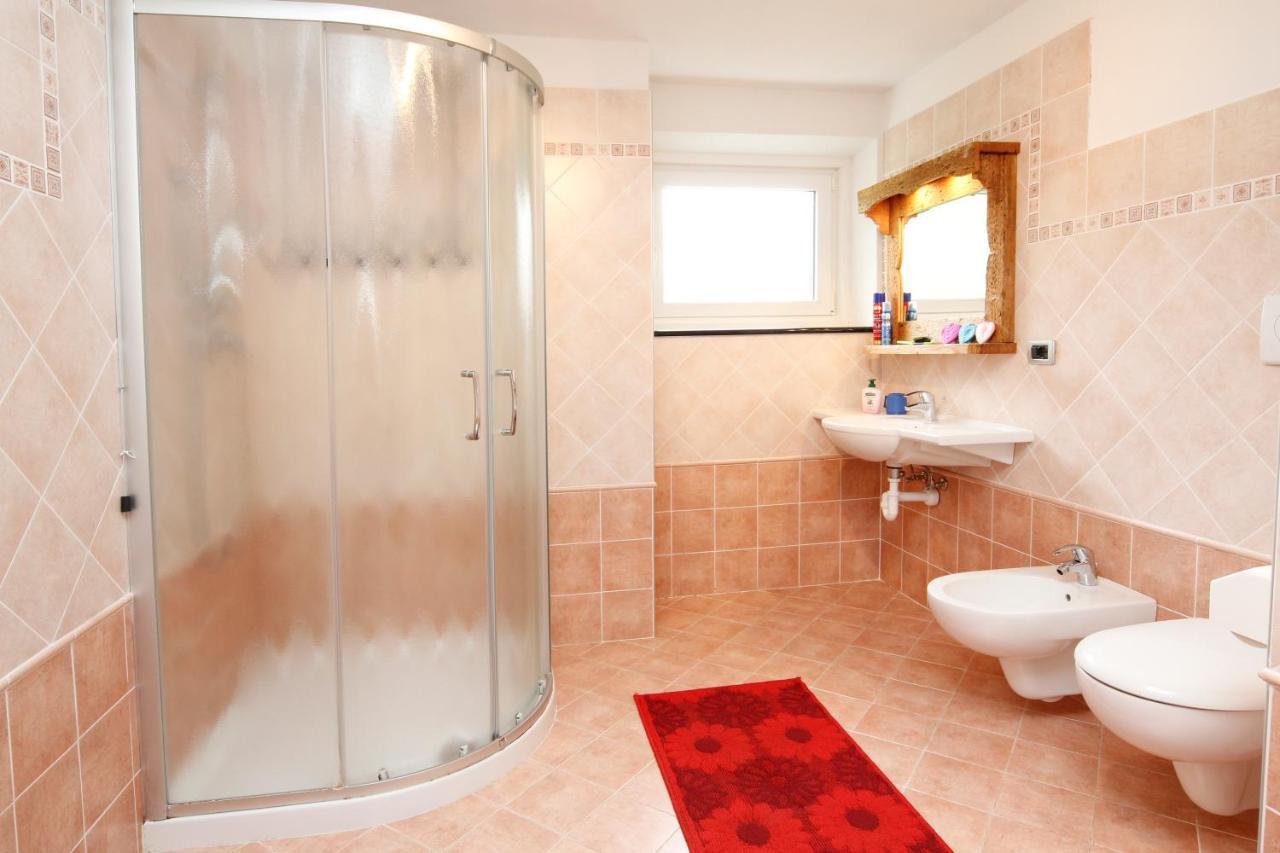 Appartamenti Lezuo Iris Arabba Habitación foto