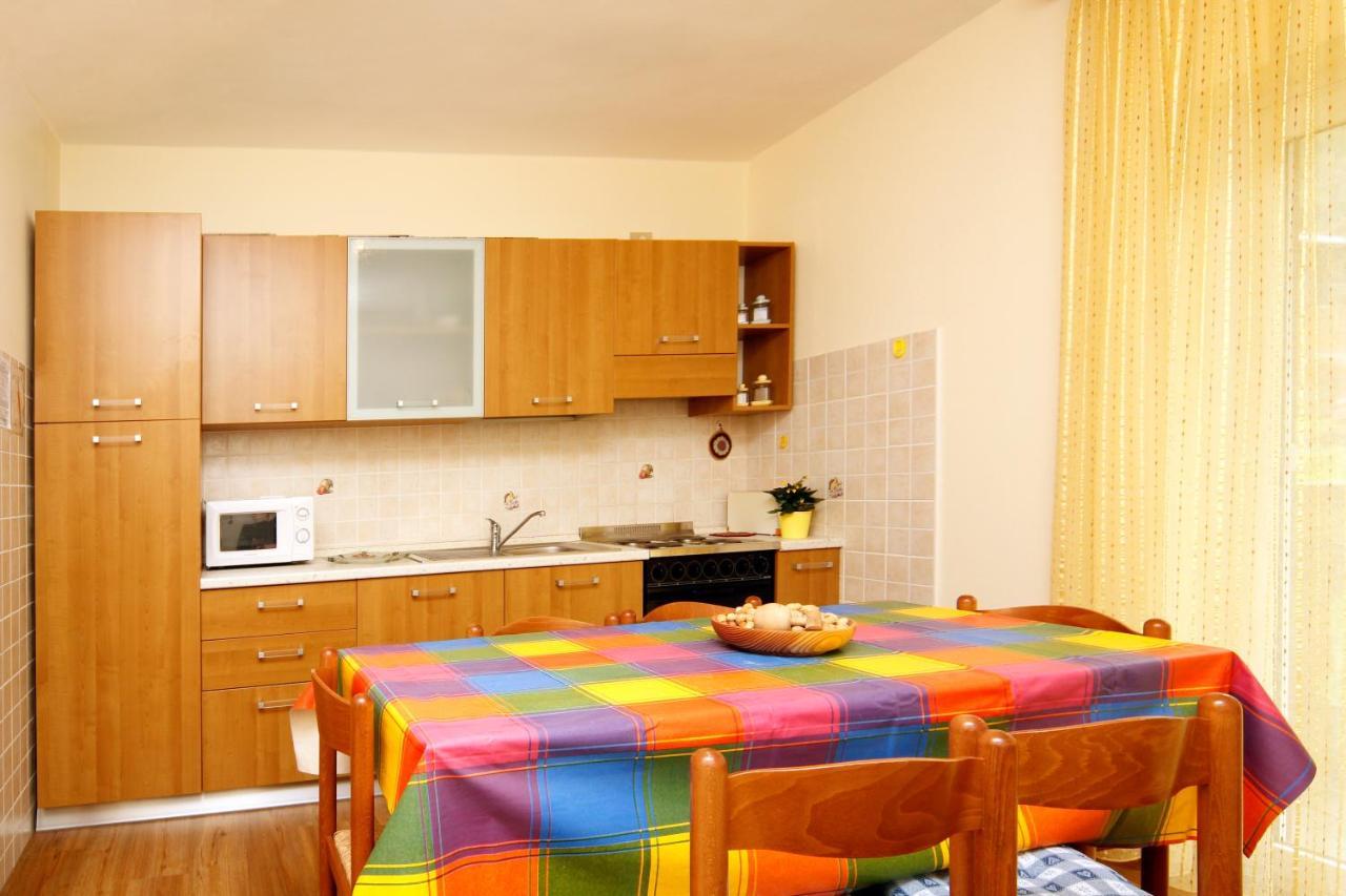 Appartamenti Lezuo Iris Arabba Habitación foto